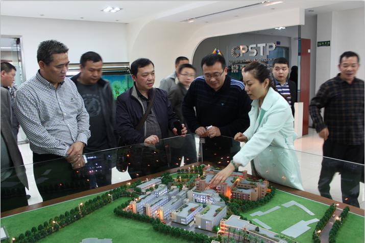 湖南省桃江縣領導、企業(yè)家一行蒞臨常平科技園參觀考察