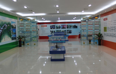 產(chǎn)品展示廳1.jpg