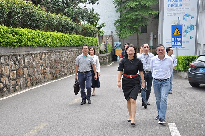 香港馮氏集團(tuán)利豐采購管理有限公司來訪常平科技園（國家級(jí)科技企業(yè)孵化器）